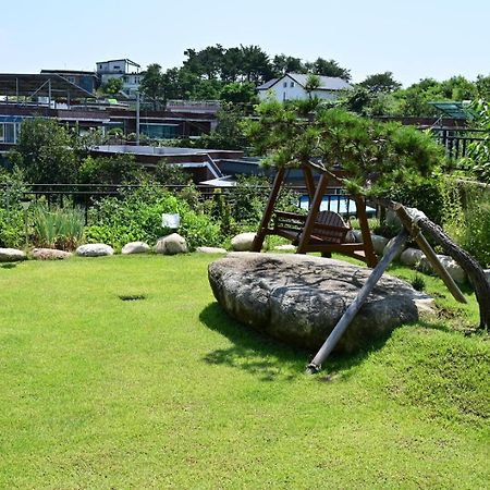 Goseung Luceluna Pension Goseong (Gangwon) Exterior foto