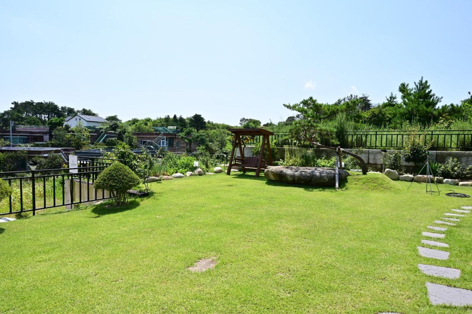 Goseung Luceluna Pension Goseong (Gangwon) Exterior foto