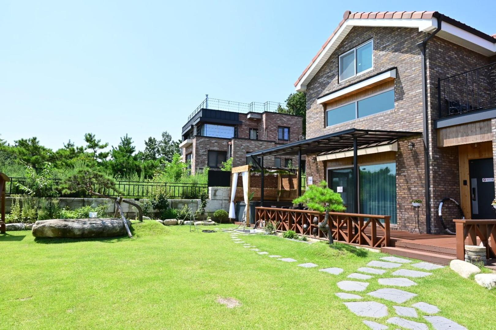 Goseung Luceluna Pension Goseong (Gangwon) Exterior foto